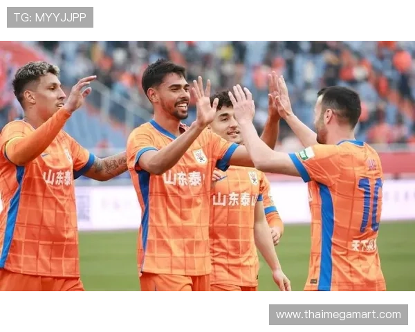 山东泰山攻防转换失衡问题凸显，防守稳固难掩进攻衔接短板