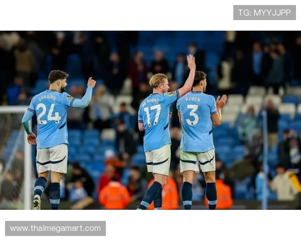 曼城阵容老化问题逐步反映,球队表现稳定性面临考验 曼城阵容老化问题逐步反映,球队表现稳定性面临考验