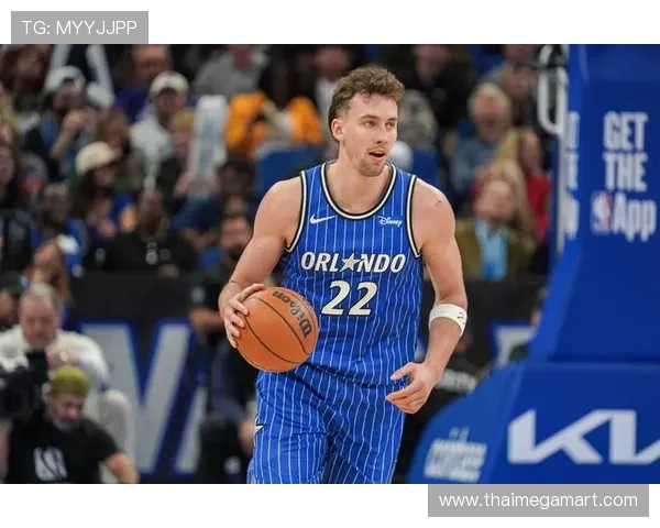 瓦格纳利用无球跑动提升三分效率，拉开魔术进攻空间