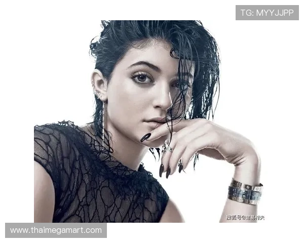 贾一凡训练完直接拎爱马仕去吃米其林，这日子谁顶得住啊